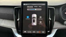 Volvo XC90 2.0 B5P Ultra Dark 5dr AWD Geartronic Petrol Estate